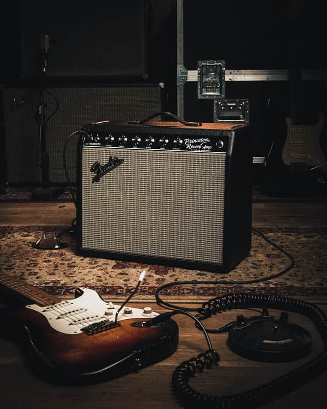 Fender '64 Custom Hand-Wired Princeton Reverb-Amp 12-Watt 1x10" Guitar Combo 2020 - Present - Black Bild 1