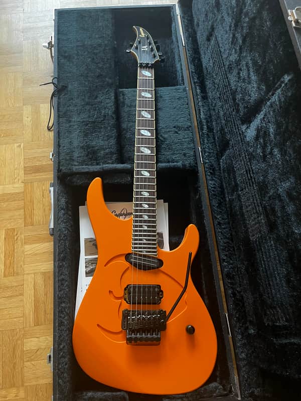 Caparison Apple Horn 2005 - Orange image 1