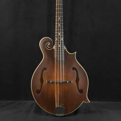 Eastman MD315 F-Style F-Hole Mandolin Classic Satin Finish image 2