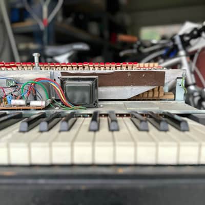 Wurlitzer 210 64-Key Electric Piano 1975 - 1979 - Black image 23
