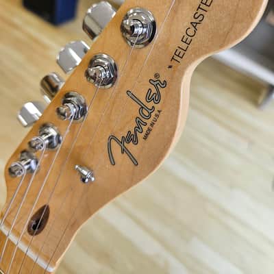 Fender "Tele-bration" Limited Edition 60th Anniversary Cabronita Telecaster with Maple Fretboard 2011 - 2-Color Sunburst image 2