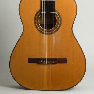 Manuel Velazquez  El Clasico Special Classical Guitar (1963), ser. #F-46, original black hard shell case. image 3