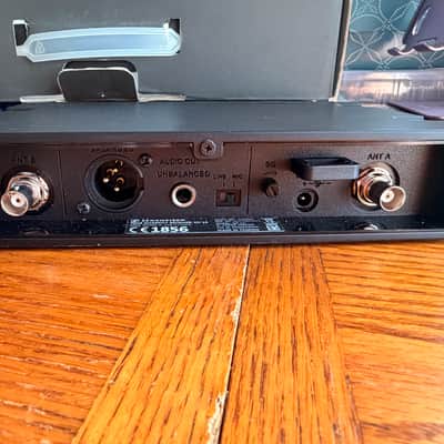 Sennheiser XSW12A Wireless Presentation Set image 6
