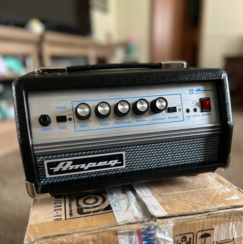 Ampeg Micro VR 200-Watt Compact Solid State Bass Amp Head 2011 - Present - Black image 1