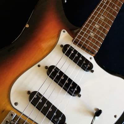 VINTAGE 1967 DOMINO SPARTAN 3 TONE SUNBURST MADE IN JAPAN MATSUMOKU  UPGRADED FENDER N3 SINGLE COIL image 6