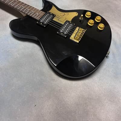 Lyon by Washburn LI15 Limited Edition Joe Trohman of Fall Out Boy image 9