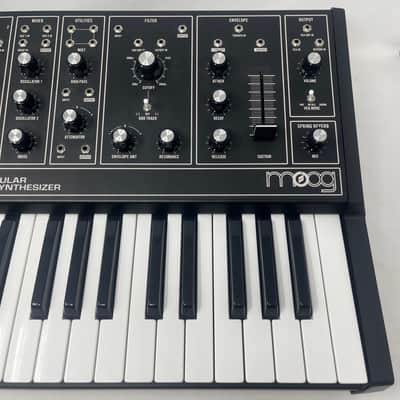 Moog - Grandmother Dark 32-Key Semi-Modular Analog Synthesizer [USED] image 5