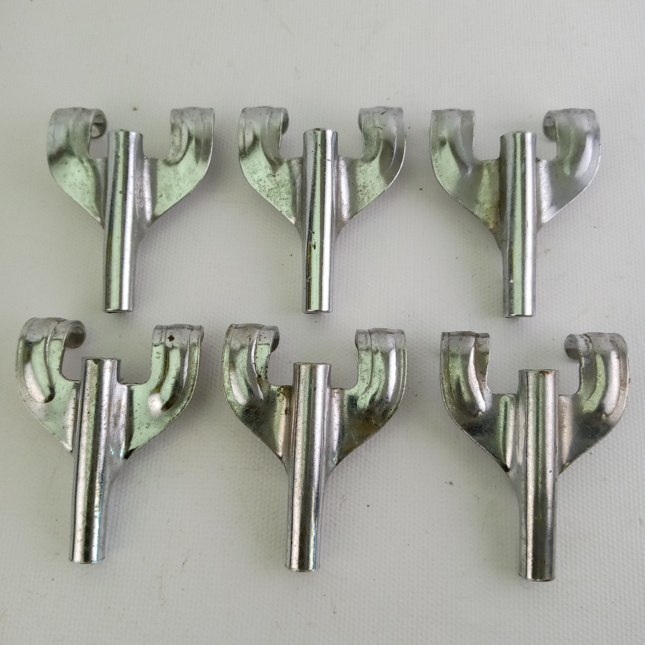 Gretsch 6 Threaded Drum T-Rod Claws Single-Tension Snare/Bass/Tom Chrome Vintage — main photograph