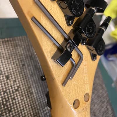 1986 Kramer Pacer Deluxe - Black - Includes Original Hardshell Case! image 9