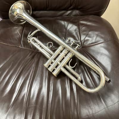 Yamaha “Bobby Shew” YTR-6310ZS Trumpet 2000s - Silver image 2