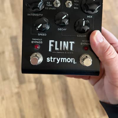 Strymon Flint Reverb and Tremolo V1 2020 - 2021 - Black with Black Knobs image 2