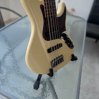 Fender American Deluxe V 2009 image 4