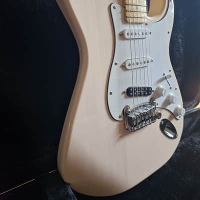 G&L Legacy Tribute 2024 Vintage White image 3