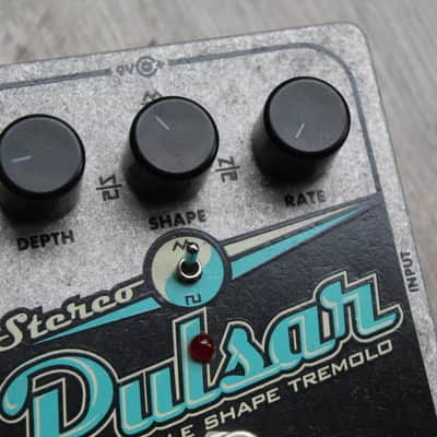 EHX "Pulsar (Variable Shape Analog Tremolo)" image 7