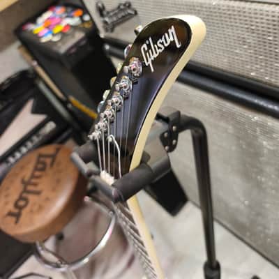 Gibson '70s Explorer 2023 - Present - Classic White image 4