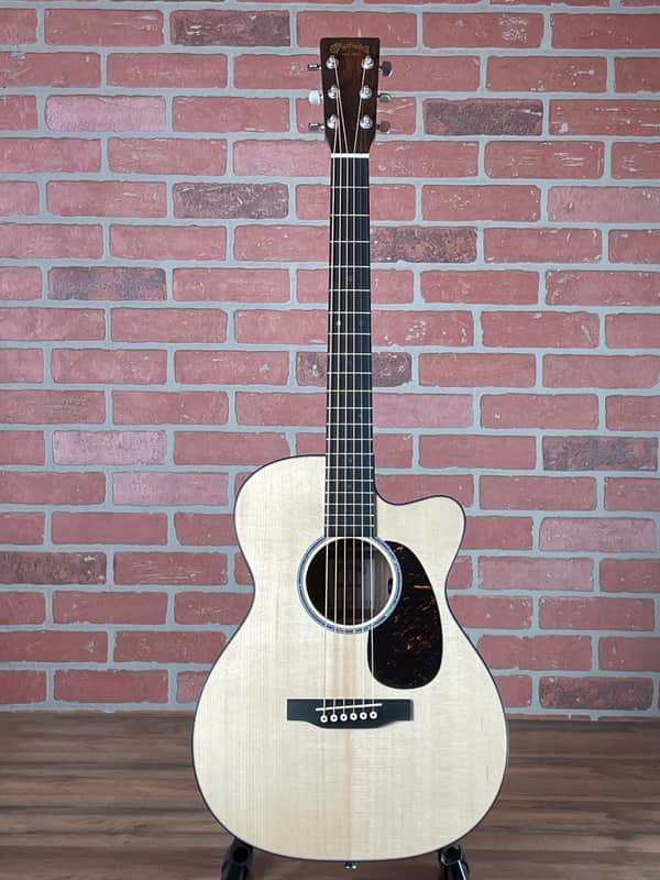 Martin 000C Jr E Acoustic-electric Guitar image 1