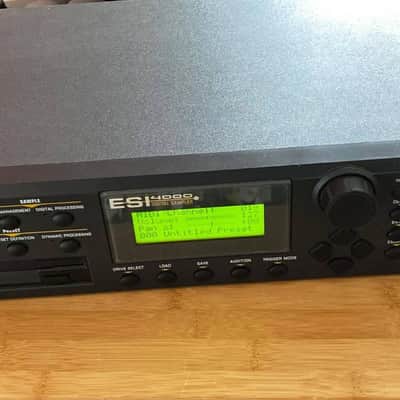 E-mu Systems ESI-4000 rackmount Digital Sampler Good Condition