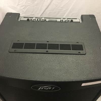 Peavey Tour TKO 115 Bass Amp image 3