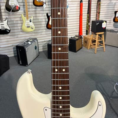 Standard Strat® HSS - Arctic White (2005) image 3