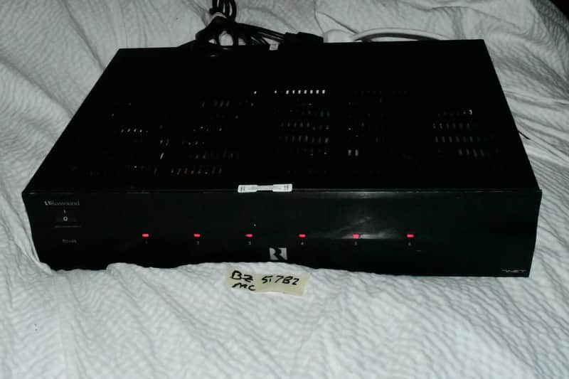 Russound Amplifier CAM6.6 Multizone Controller Amp #517B2B oct25 2004 - metal image 1