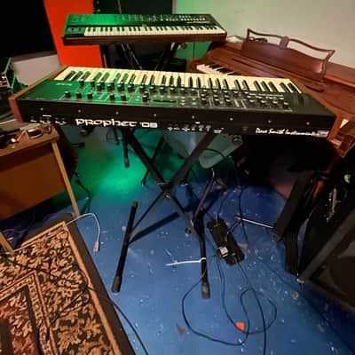 Dave Smith Instruments Prophet 08 PE 61-Key 8-Voice Polyphonic Synthesizer image 6