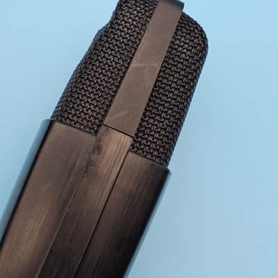 ☆Sennheiser MD 421 II Cardioid Dynamic Microphone w/ Mic Clip & Case image 2
