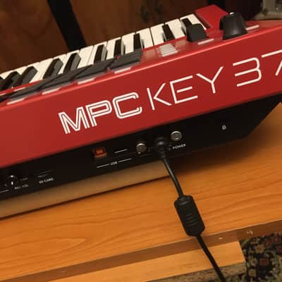 Akai MPC KEY 37 from 2024, Absolutely New with Accesories/Manual in Original box image 8