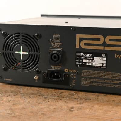Roland S-4000H Digital Snake 32 x 8 Front of House Unit CG01R4G image 8