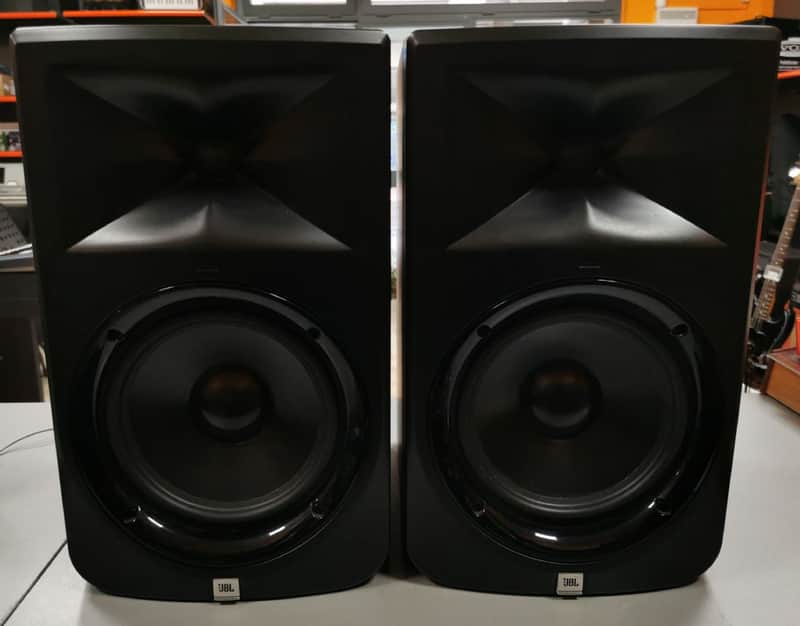 JBL LSR308 8 112w biamplified monitor - Pair image 1