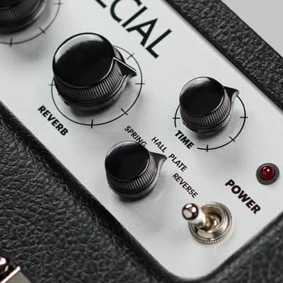 Electro-Harmonix EHX Dirt Road Special 40-Watt 1x12" Guitar Combo Amplifier Bild 8