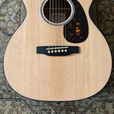 Martin 000C Jr E Acoustic Electric Guitar w/ Gig Bag & Free Pro Setup image 2