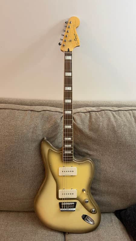 Squier Vintage Modified Baritone Jazzmaster with Rosewood Fretboard