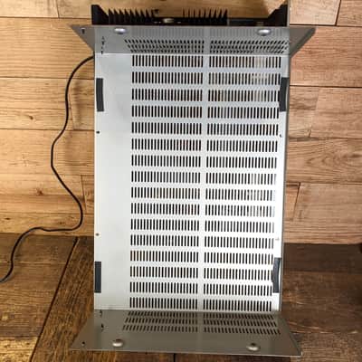 Marantz Model 170DC Stereo Solid-State Power Amplifier with original box and manual image 12