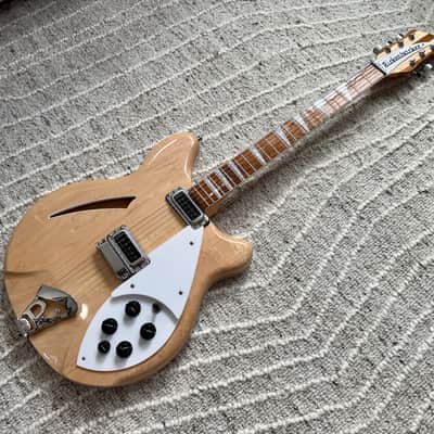 Rickenbacker 360 2023 - Mapleglo image 4
