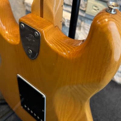 Fender Stratocaster with 3-Bolt Neck, Maple Fretboard 1975 - Natural image 15