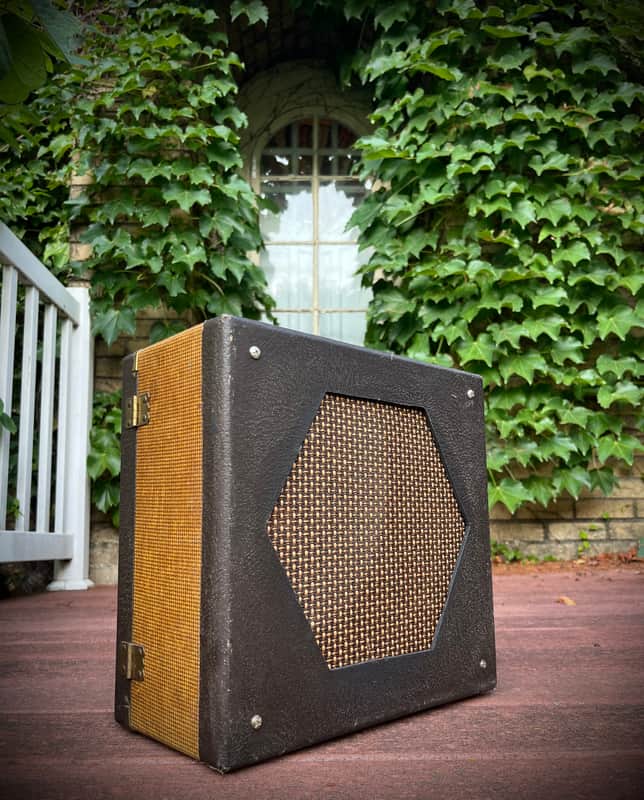 Rotary Connection Mini travel 1x8 guitar speaker cab/cabinet. Vintage 8” 8 ohm 25 watt CTS speaker. Real wood. Switchcraft Jack. 2026 - Tweed/Black Tolex image 1