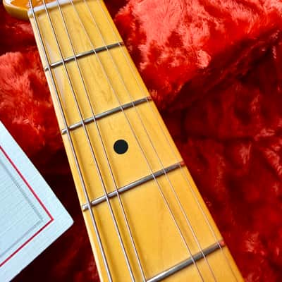 Fender American Vintage II '77 Telecaster Custom - Wine image 8