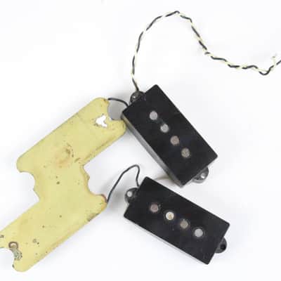 1977 Vintage Fender Precision Bass ~All Original~ PICKUPS PBass 10.96k Reading USA 1970s image 4