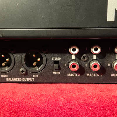 Numark Mixdeck Express DJ Controller image 12