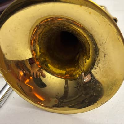 Selmer/Bundy Student Tenor Trombone - SN 583370 - Fair condition, King 12C, case & kit image 2
