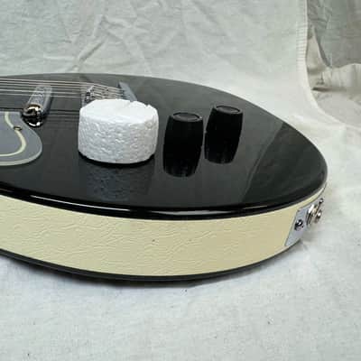 Danelectro Left-Handed Lefty '56 Singlecut Baritone Guitar - Black image 17