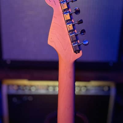 MINT John Mayer Fender Stratocaster Shoreline Gold w/ Racing Stripe image 6