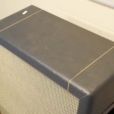 CUSTOM Marshall Studio Vintage SV212 140-Watt 2x12" Angled Guitar Speaker Cabinet W/HEAVY DUTY BRAKED CASTERS! image 5