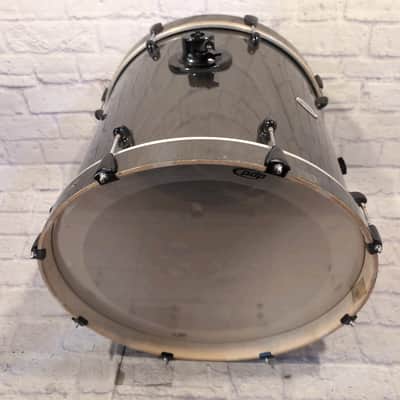 PDP Pacific Drums & Percussion Double Drive Bass Drum 22x18" Metallic Green / Gold image 7