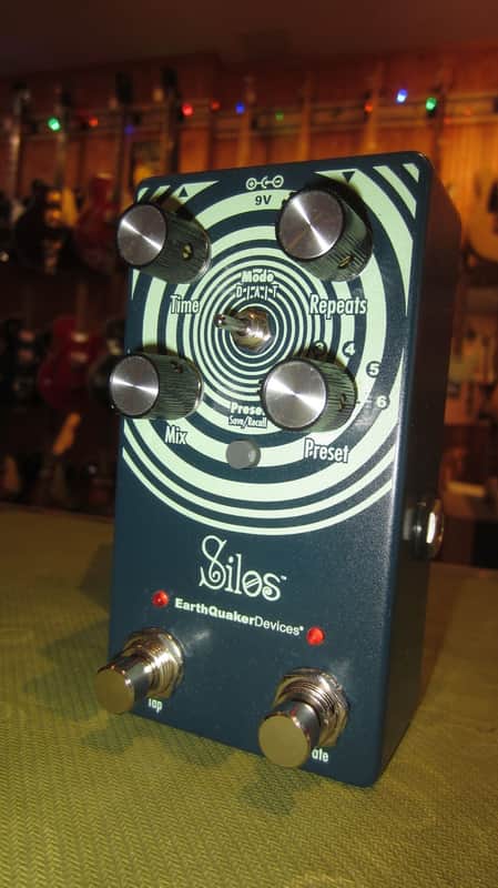 Earthquaker Devices Silos Time Reflection Device Blue image 1