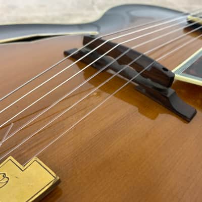 Al Valenti's 1937 D'Angelico New Yorker image 4