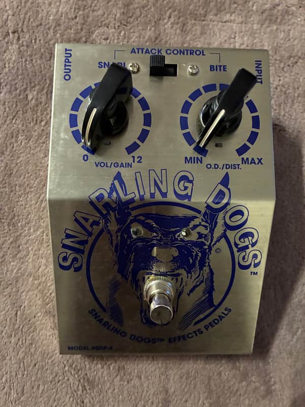Snarling Dogs Blue Doo image 1