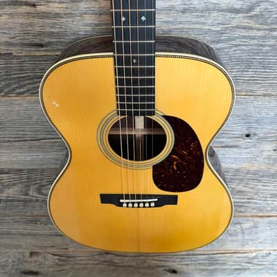 Used Martin 000-28 Custom Shop Acoustic Guitar - Natural w/OHSC image 2