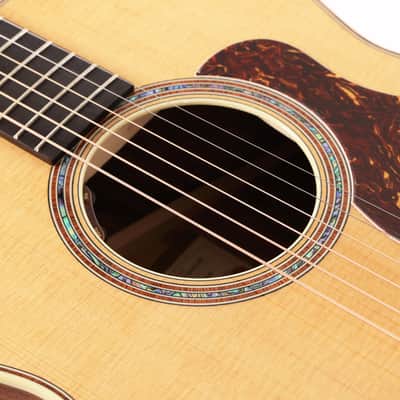 Taylor Gold Label Collection 814e Super Auditorium Acoustic-Electric Natural image 9