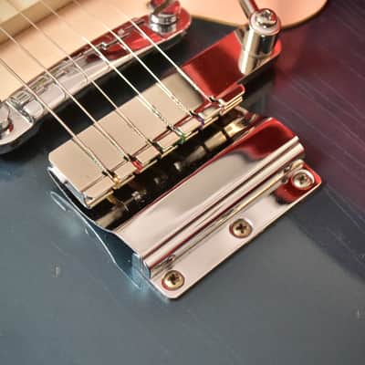 Gibson Melody Maker D with Vibrola 1967 - Pelham Blue image 4